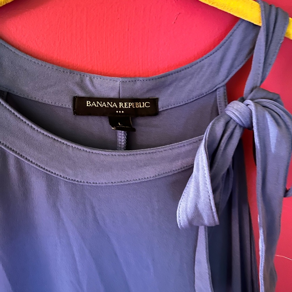 Banana Republic Blue Sleeveless Top